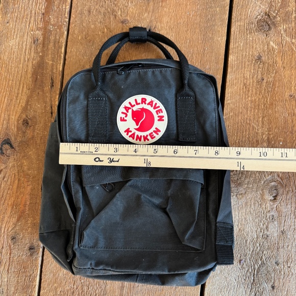 Fjallraven Kanken Mini Backpack Black - Picture 10 of 11
